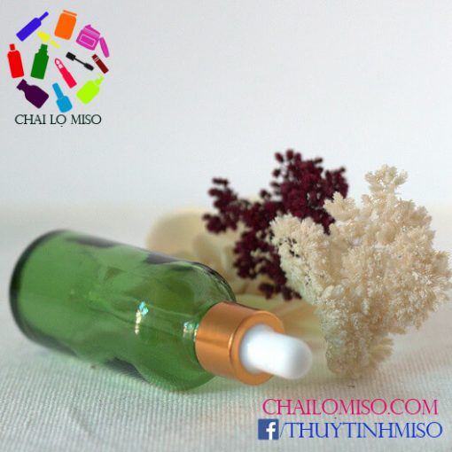 Chai tinh dau xanh la bop giot 50ml