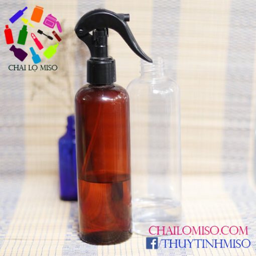 chai nhựa vòi xịt kiếng 250ml